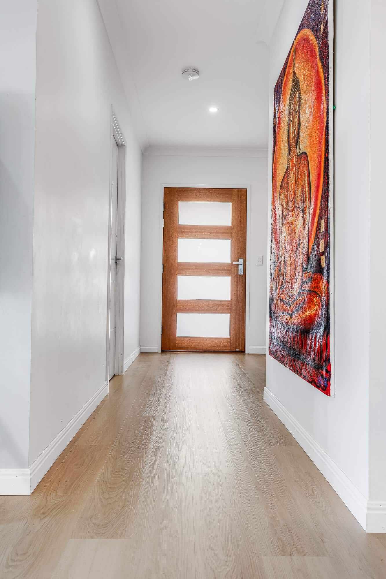 Light Oak – 6mm Hybrid Flooring | Homely Flooring