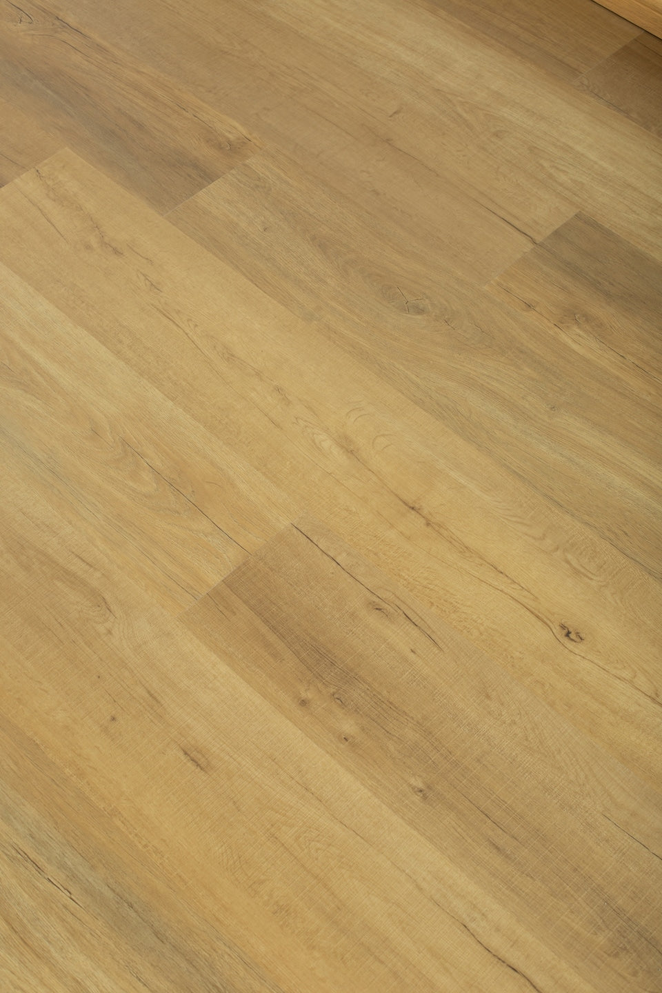 French Oak – 8mm Hybrid Flooring | Homely Flooring