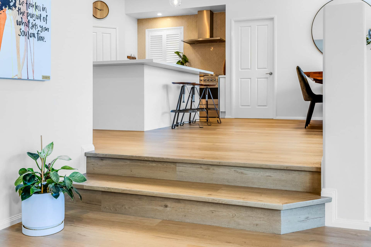 European Oak – 8mm Hybrid Flooring | Homely Flooring