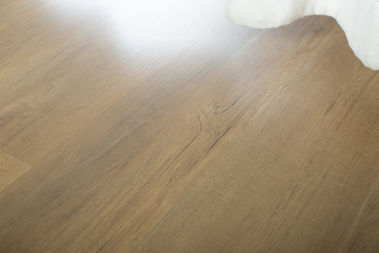 French Oak – 8mm Hybrid Flooring | Homely Flooring