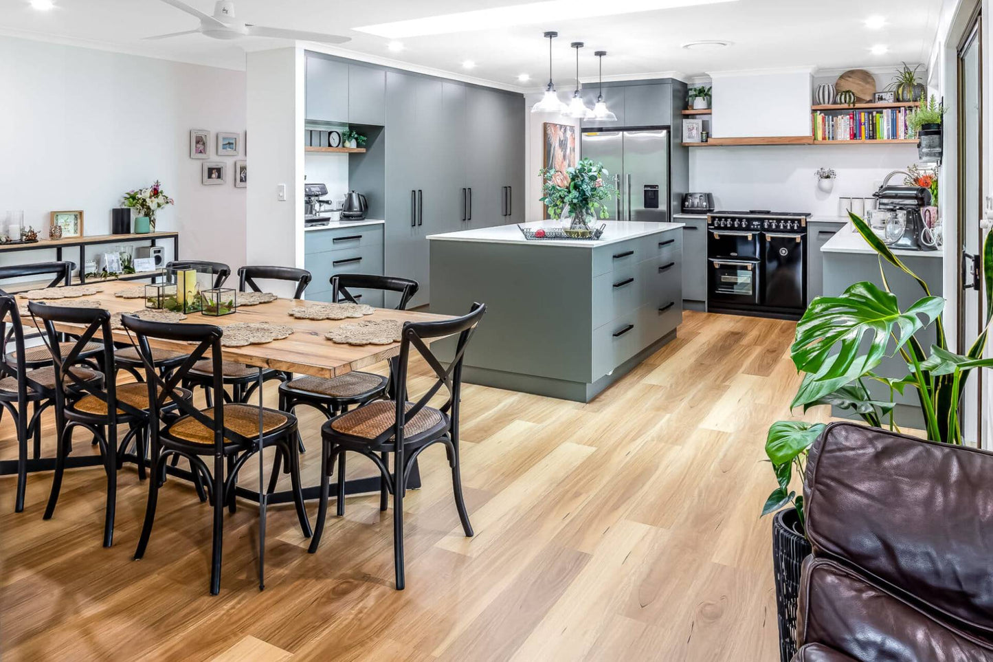 Native Blackbutt – 6mm Hybrid Flooring | Homely Flooring