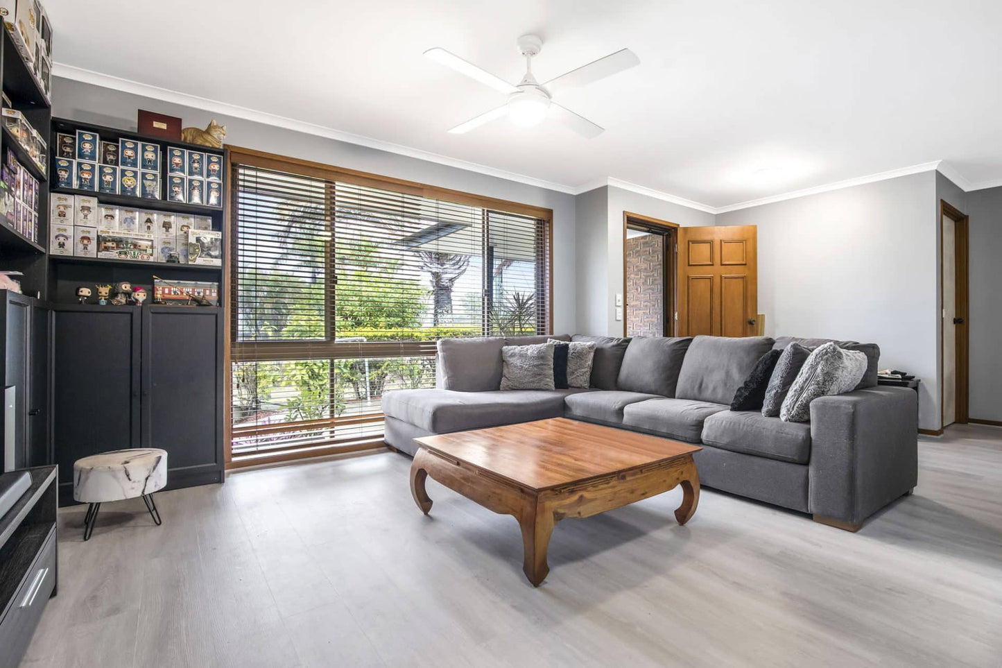 Ash Oak – 6mm Hybrid Flooring | Homely Flooring