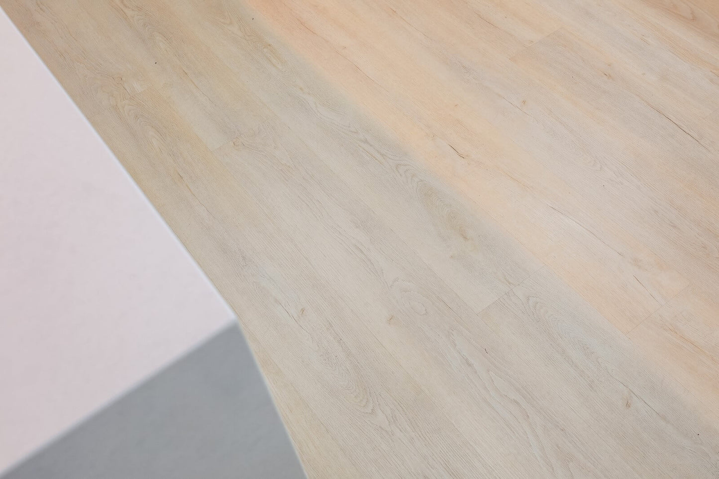 Helena Oak – 8mm Hybrid Flooring | Homely Flooring