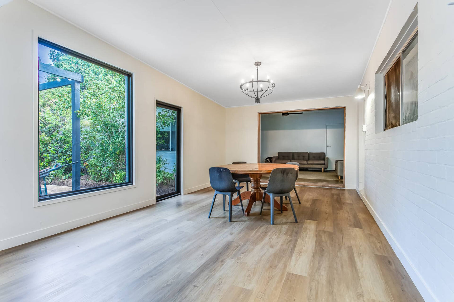 French Oak – 8mm Hybrid Flooring | Homely Flooring