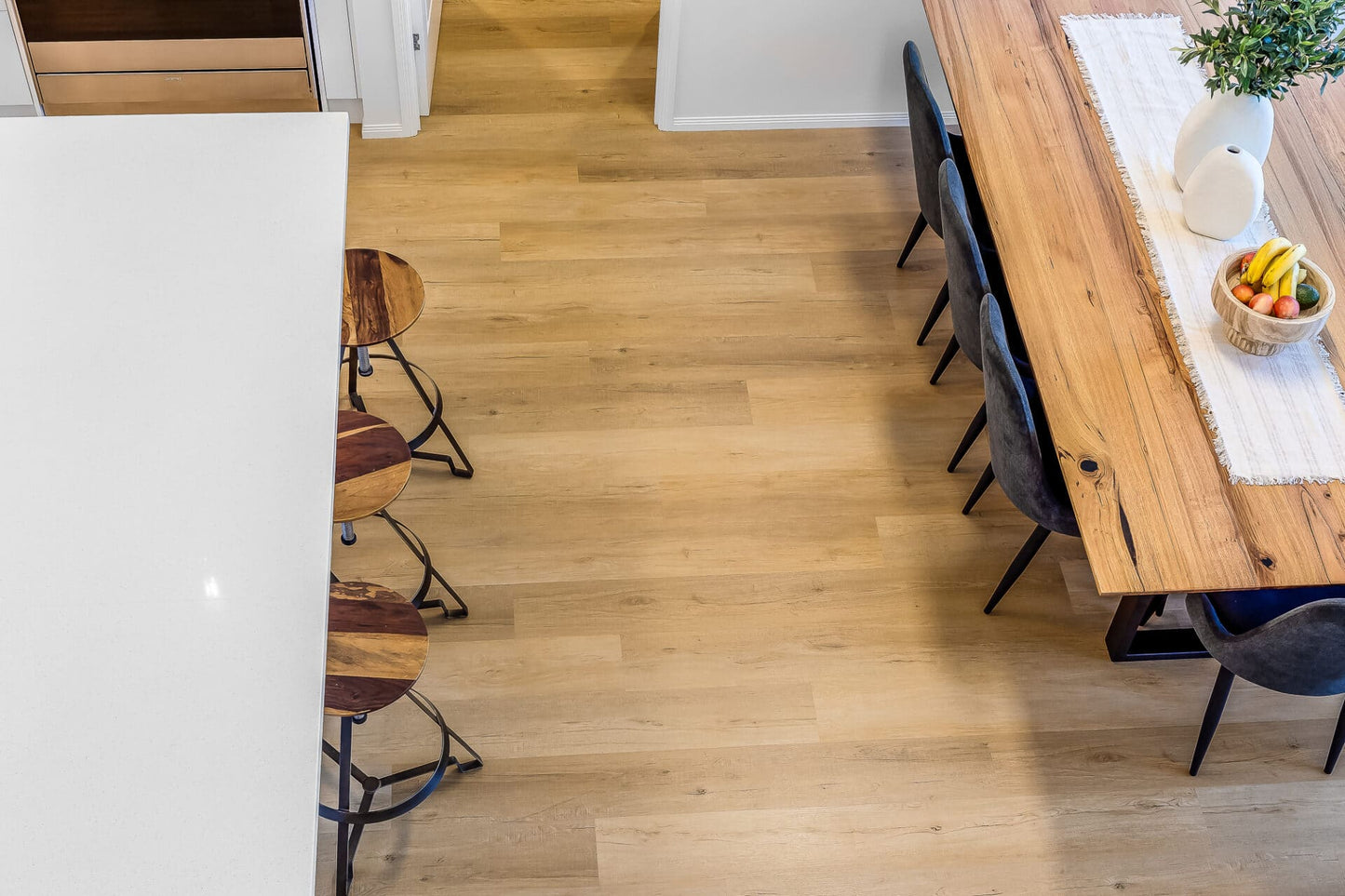 European Oak – 8mm Hybrid Flooring | Homely Flooring