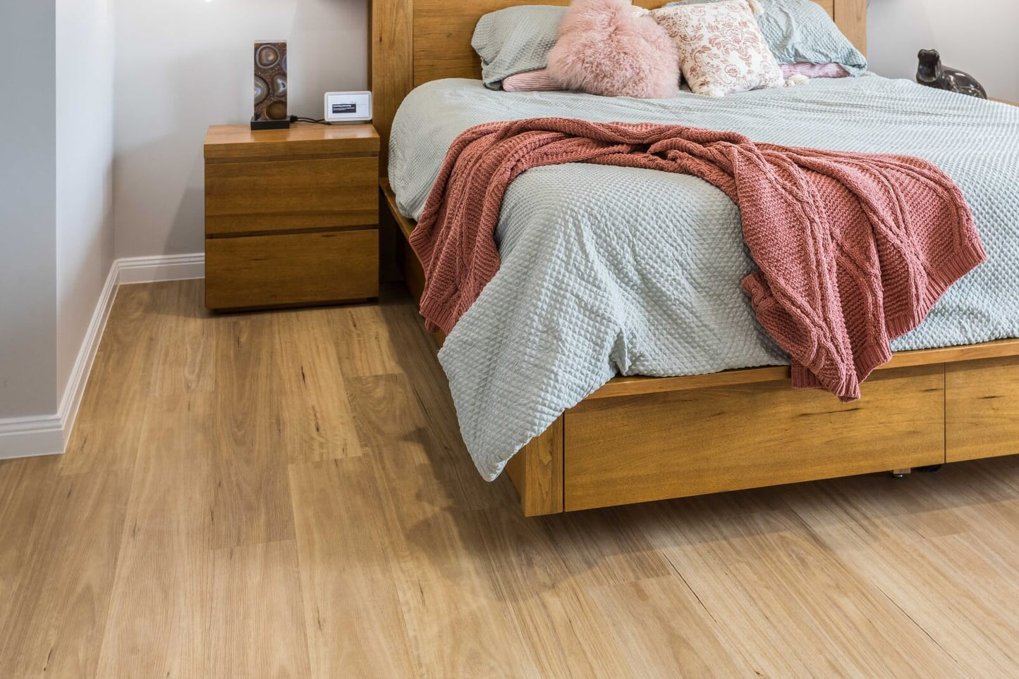 Spotted Gum – 6mm Hybrid Flooring | Homely Flooring