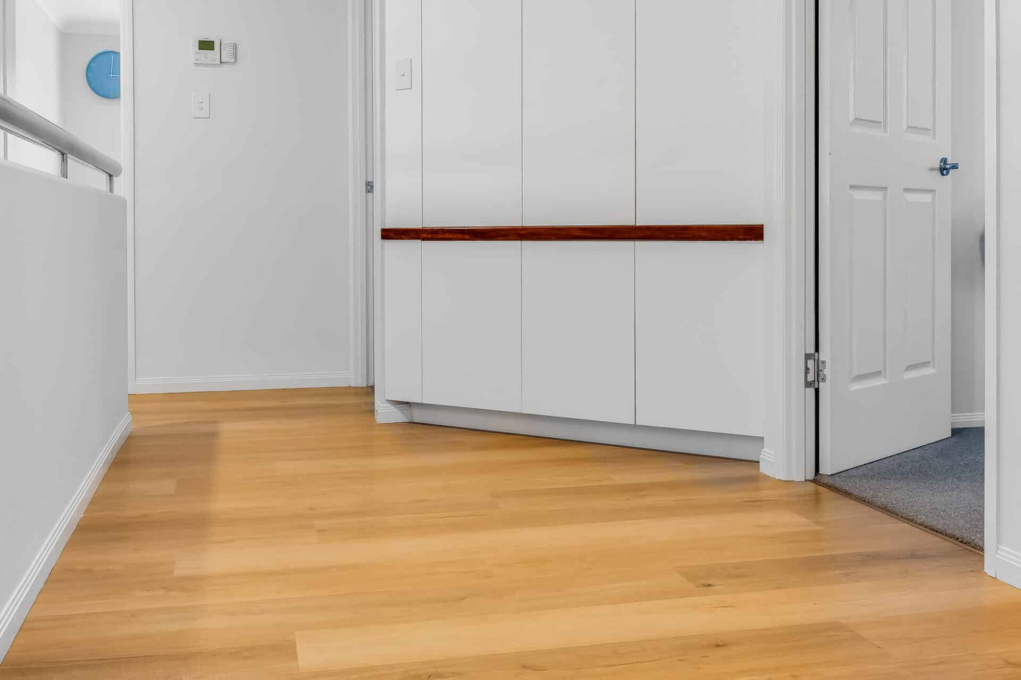 European Oak – 8mm Hybrid Flooring | Homely Flooring