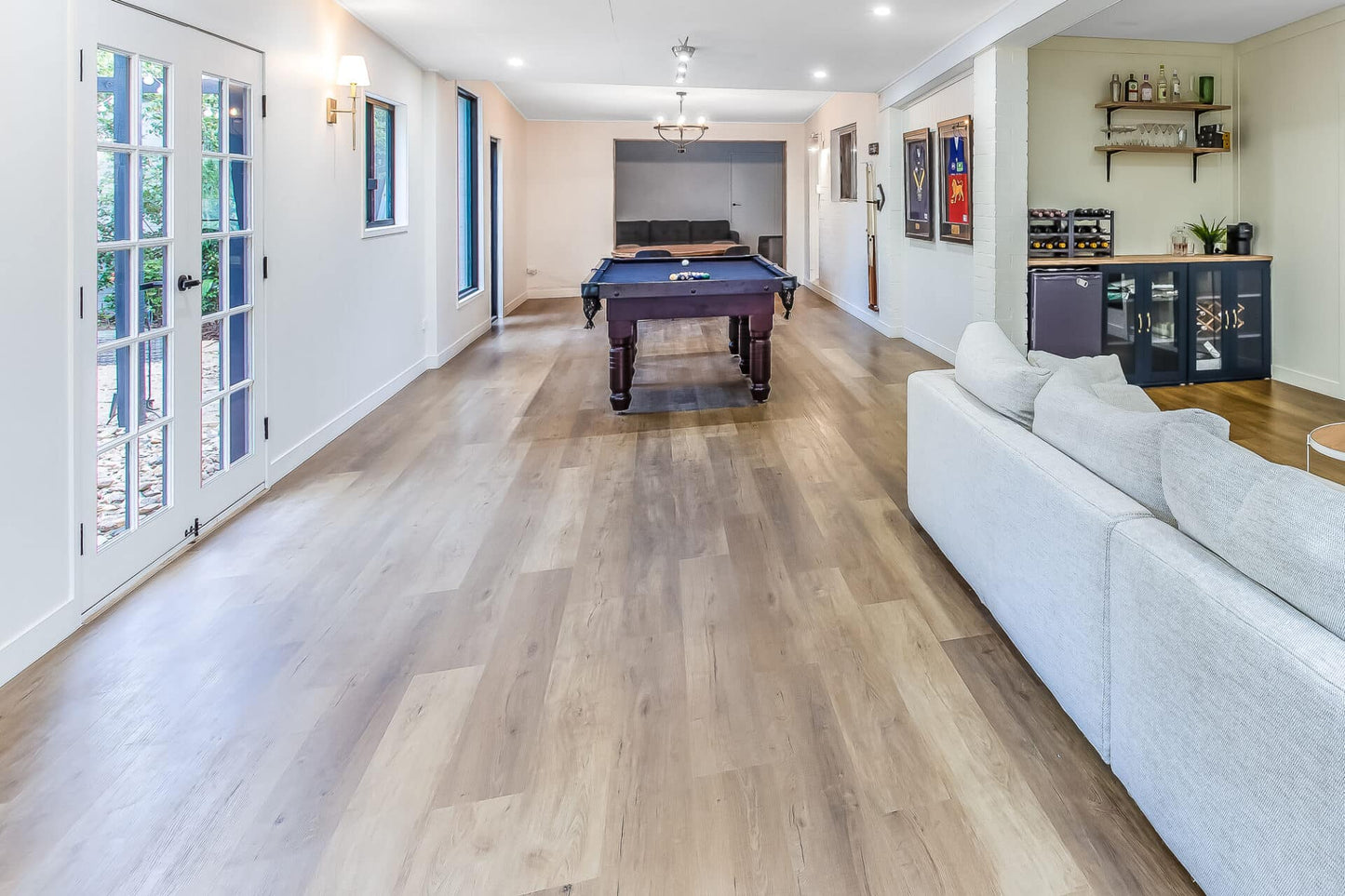 French Oak – 8mm Hybrid Flooring | Homely Flooring