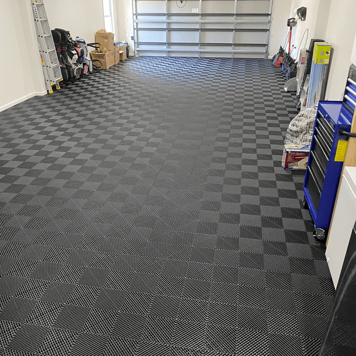 Jet Black – UltraGrid | Sleek Space (16-Pack)