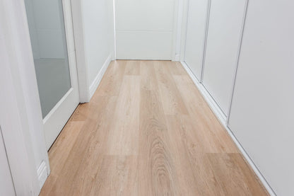 Light Oak – 6mm Hybrid Flooring | Homely Flooring