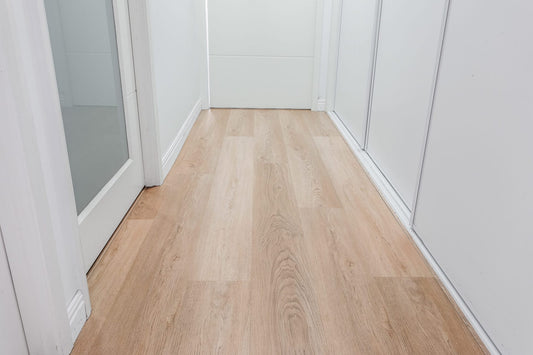 Light Oak – 6mm Hybrid Flooring | Homely Flooring