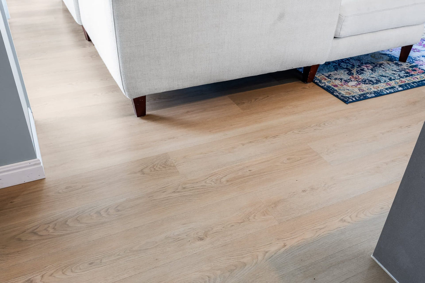 Light Oak – 6mm Hybrid Flooring | Homely Flooring