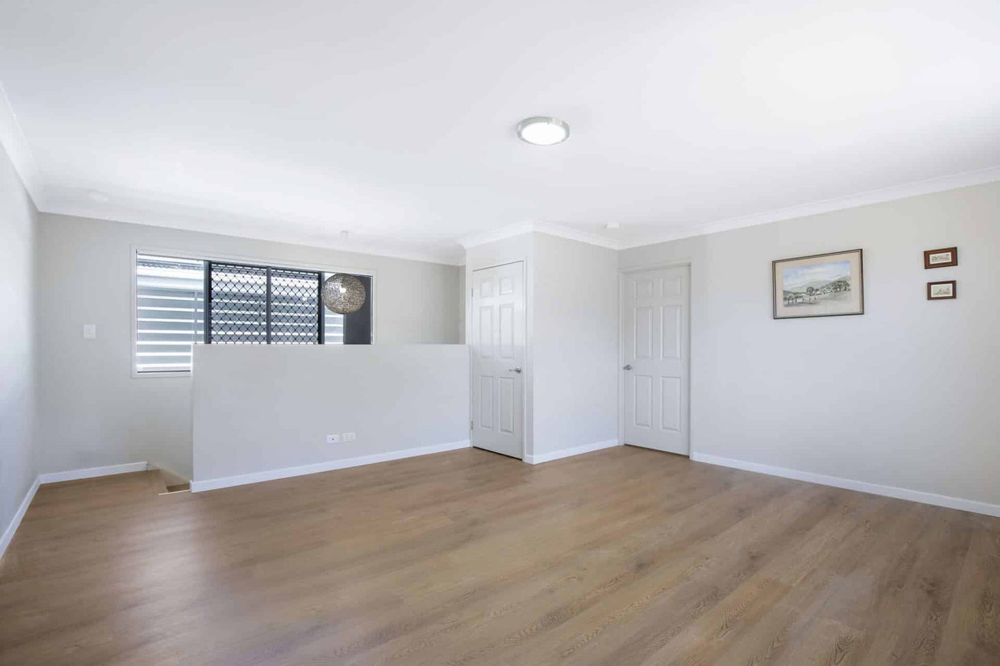 Golden Oak – 6mm Hybrid Flooring | Homely Flooring