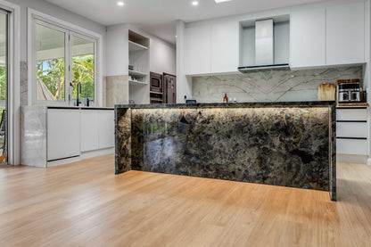 Spotted Gum – 6mm Hybrid Flooring | Homely Flooring