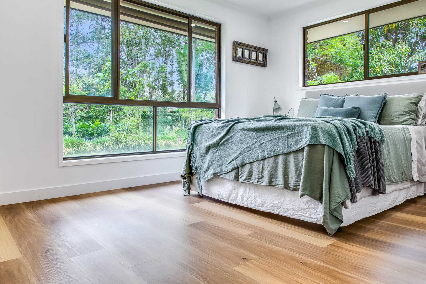 Native Blackbutt – 6mm Hybrid Flooring | Homely Flooring
