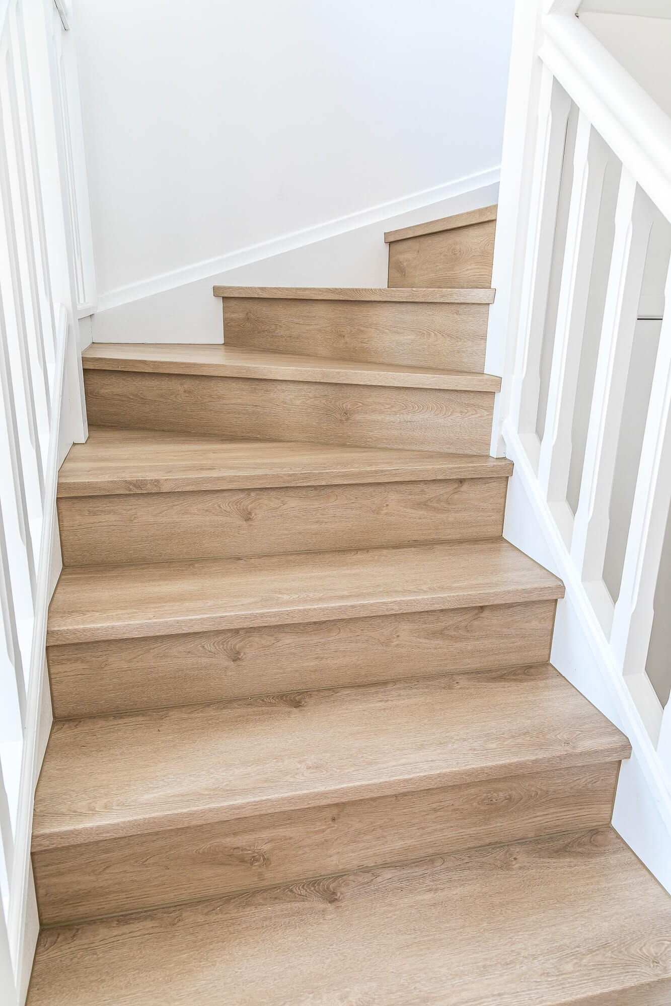 Natural Oak – 3.0mm Vinyl Plank Flooring | Homely Flooring